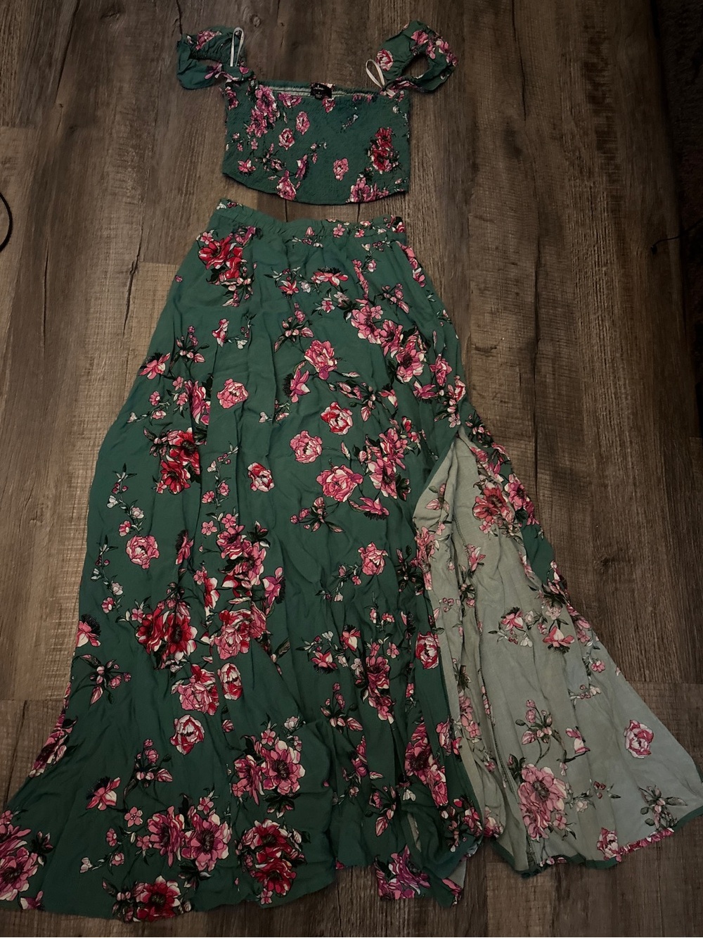 Lulu’s Green Floral 2 piece Set